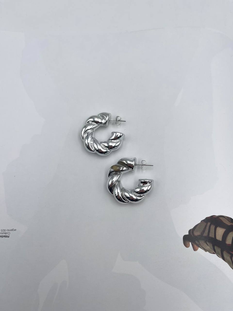 Orecchino Cerchio a Treccia