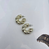 Orecchino Cerchio a Treccia